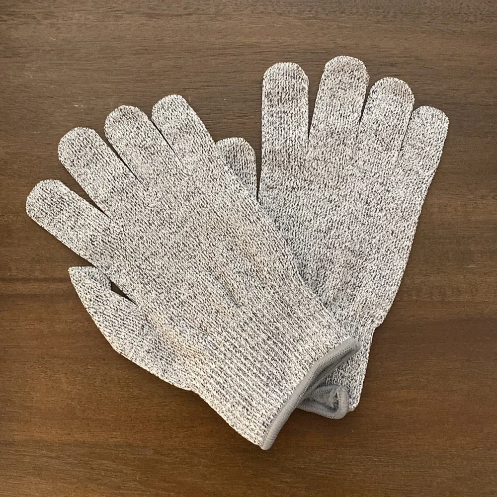 CutleryPro Mesh Cutting Gloves (Superior Protection against cuts and abrasions)